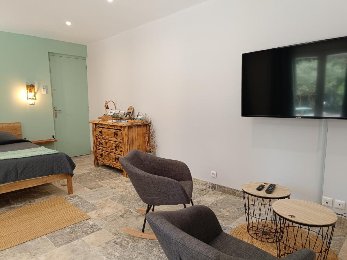 Habitación en casa particular Ecrin De Nature Sous Les Pins
